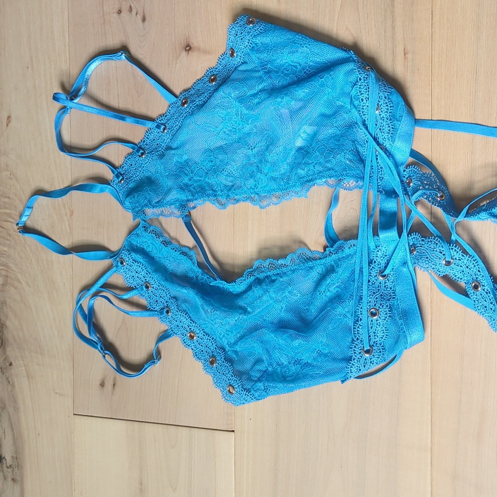 VS Lingerie teddy Strappy  Eyelash Lace - Picture 3 of 6